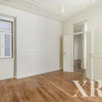 Apartment 3-bedroom for sale in Campo de Ourique, Lisbon &bull; X97855 - gallery image