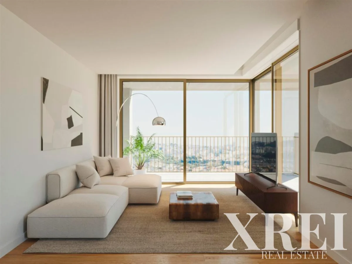 Apartment 2-bedroom for sale in Fernão Magalhães 127, Bonfim, Porto • X98474