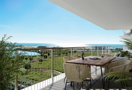 Apartment 2-bedroom for sale in Bayline, Armação de Pêra, Silves, Algarve &bull; X75622