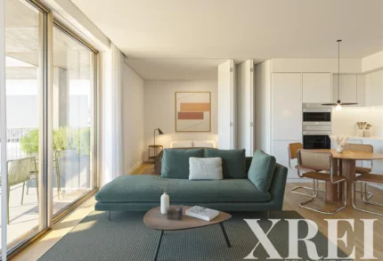 Apartment 3-bedroom for sale in Fernão Magalhães 127, Bonfim, Porto &bull; X99242