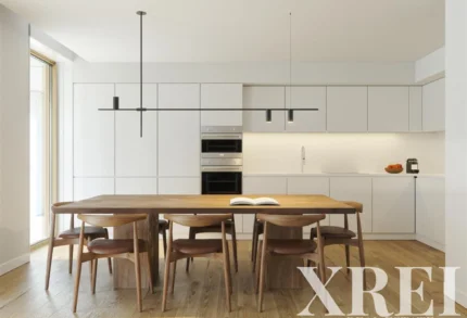 Apartment 3-bedroom for sale in Fernão Magalhães 127, Bonfim, Porto &bull; X99243