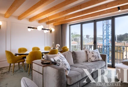Apartment 3-bedroom for sale in Lordelo do Ouro e Massarelos, Porto &bull; X99244
