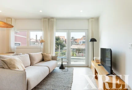 Apartment 2-bedroom for sale in Arroios, Lisbon &bull; X98633