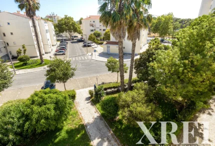 Apartment 3-bedroom for sale in Carcavelos e Parede, Cascais, Greater Lisbon &bull; X99309