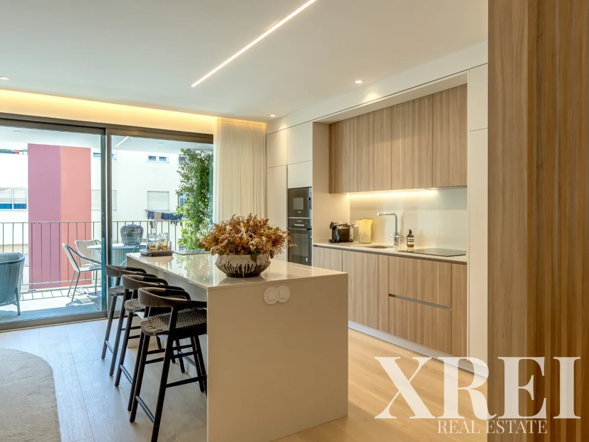 Apartment 3-bedroom for sale in Caxias Heights, Oeiras e São Julião da Barra, Paço de Arcos e Caxias, Oeiras, Greater Lisbon • X99335