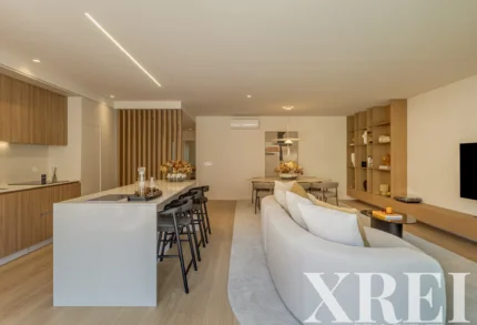 Apartment 3-bedroom for sale in Caxias Heights, Oeiras e São Julião da Barra, Paço de Arcos e Caxias, Oeiras, Greater Lisbon &bull; X99331
