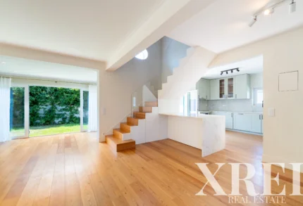 Villa 4-bedroom for sale in Cascais e Estoril, Cascais, Greater Lisbon &bull; X99470