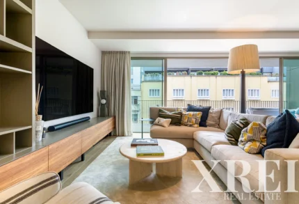Apartment 2-bedroom for sale in Santo António, Lisbon &bull; X99619