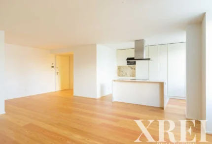 Apartment 2-bedroom for sale in Matosinhos, Porto &bull; X68493