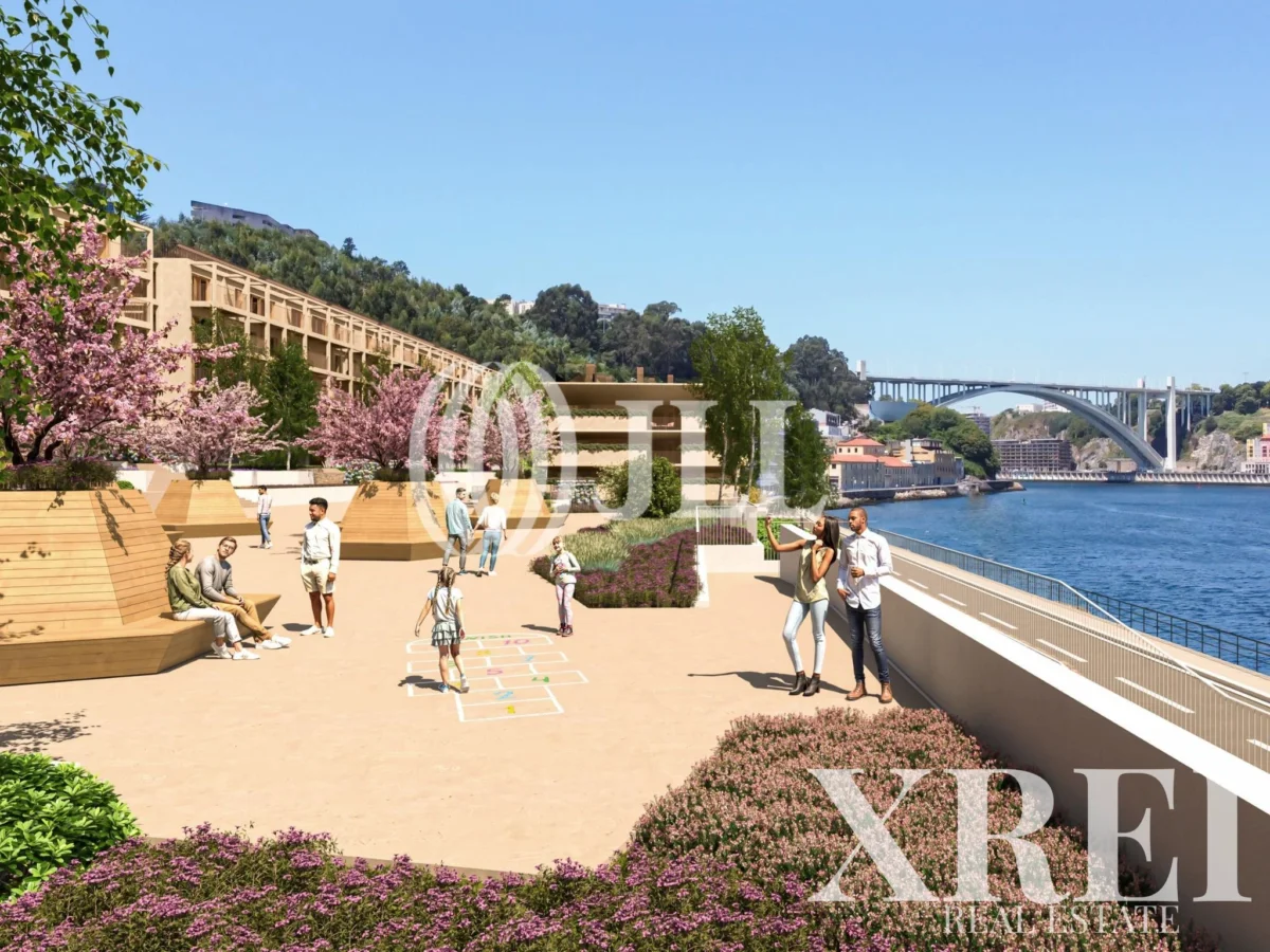 Top Floor Apartment 4-bedroom for sale in Gaia Hills, Santa Marinha, Vila Nova de Gaia, Porto • X99463