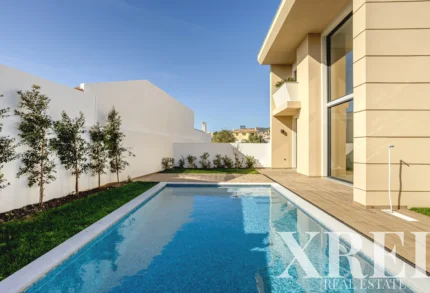 Villa 4-bedroom for sale in Alcabideche, Cascais, Greater Lisbon &bull; X94917