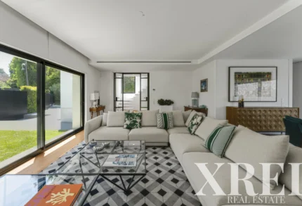 Villa 5-bedroom for sale in Cascais e Estoril, Cascais, Greater Lisbon &bull; X95788