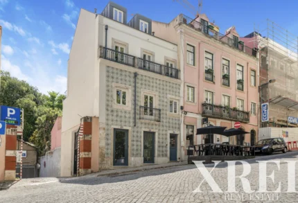 Building for sale in Santo António, Lisbon &bull; X99887