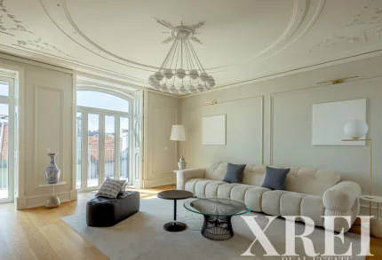 Apartment 5-bedroom for sale in Avenidas Novas, Lisbon &bull; X99906