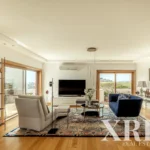 Apartment 3-bedroom for sale in Algés, Linda-a-Velha e Cruz Quebrada-Dafundo, Oeiras, Greater Lisbon &bull; X99256 - gallery image