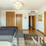Apartment 3-bedroom for sale in Algés, Linda-a-Velha e Cruz Quebrada-Dafundo, Oeiras, Greater Lisbon &bull; X99256 - gallery image