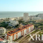 Apartment 3-bedroom for sale in Algés, Linda-a-Velha e Cruz Quebrada-Dafundo, Oeiras, Greater Lisbon &bull; X99256 - gallery image