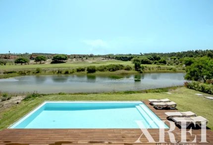 Villa 4-bedroom for sale in Vau, Óbidos, Leiria &bull; X100143