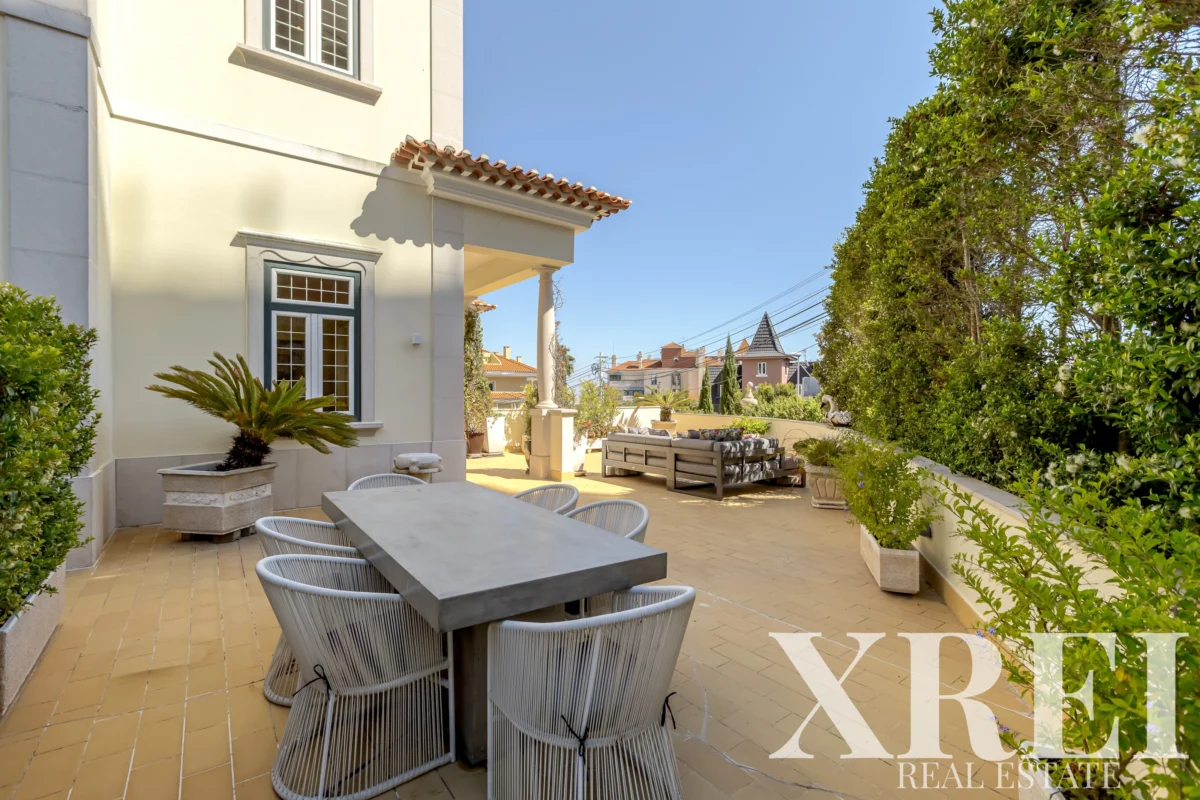 Apartment 3-bedroom for sale in Cascais e Estoril, Cascais, Greater Lisbon &bull; X100154
