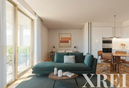 Apartment 2-bedroom for sale in Fernão Magalhães 127, Bonfim, Porto &bull; X78172
