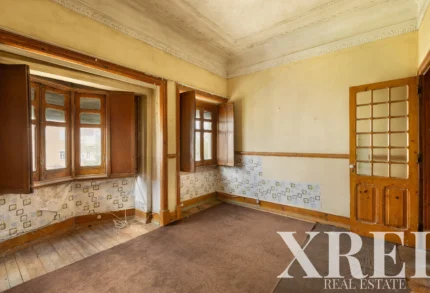 Apartment 3-bedroom for sale in Arroios, Lisbon &bull; X100208