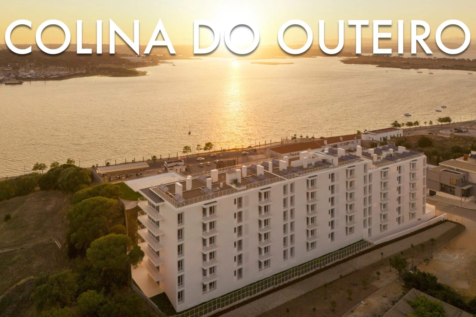 Exterieur van het vastgoedproject Colina do Outeiro