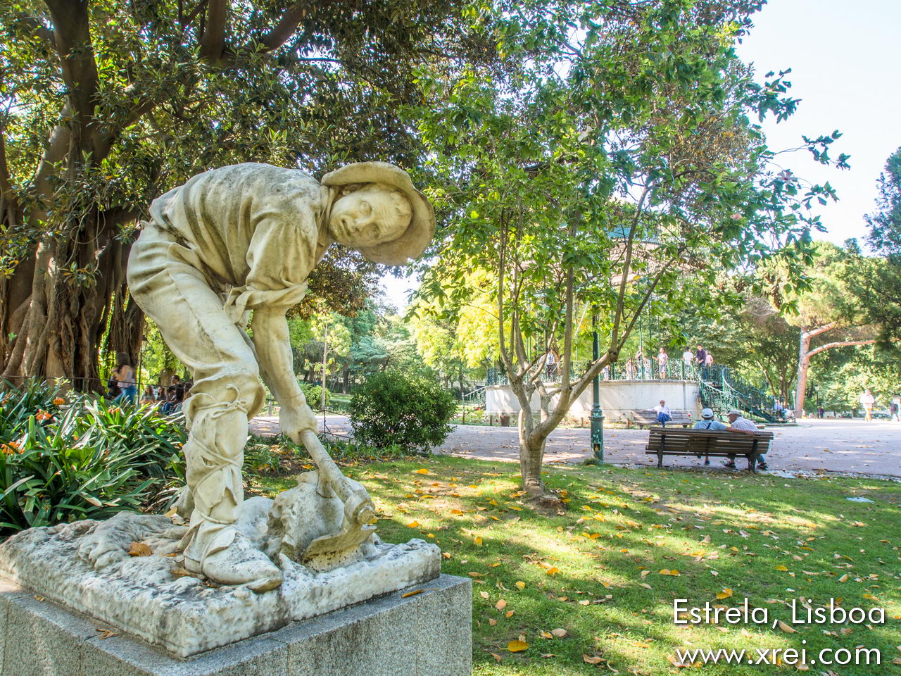 Estatua jardín de la Estrela